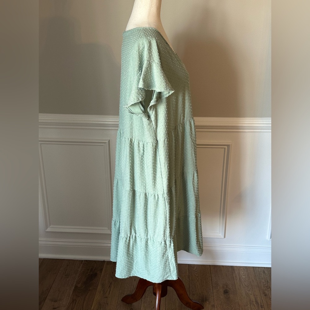 Veveret Sage Green Swiss Dot Tiered Ruffle Dress size 2XL - Picture 2 of 9